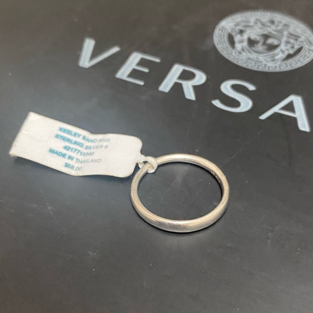 NWT Kendra Scott Keeley Band Ring Sterling Silver